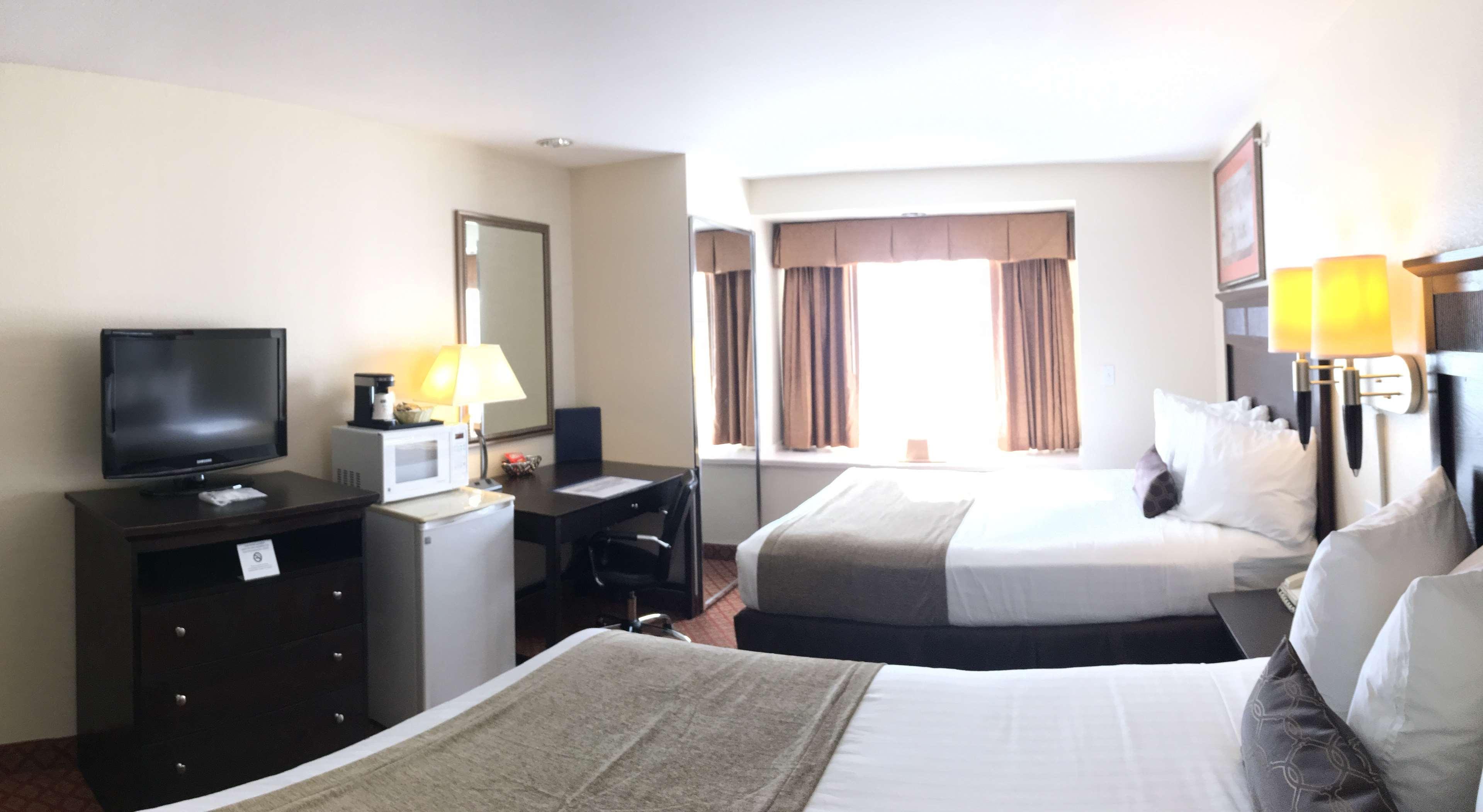 Best Western Roanoke Inn & Suites Buitenkant foto