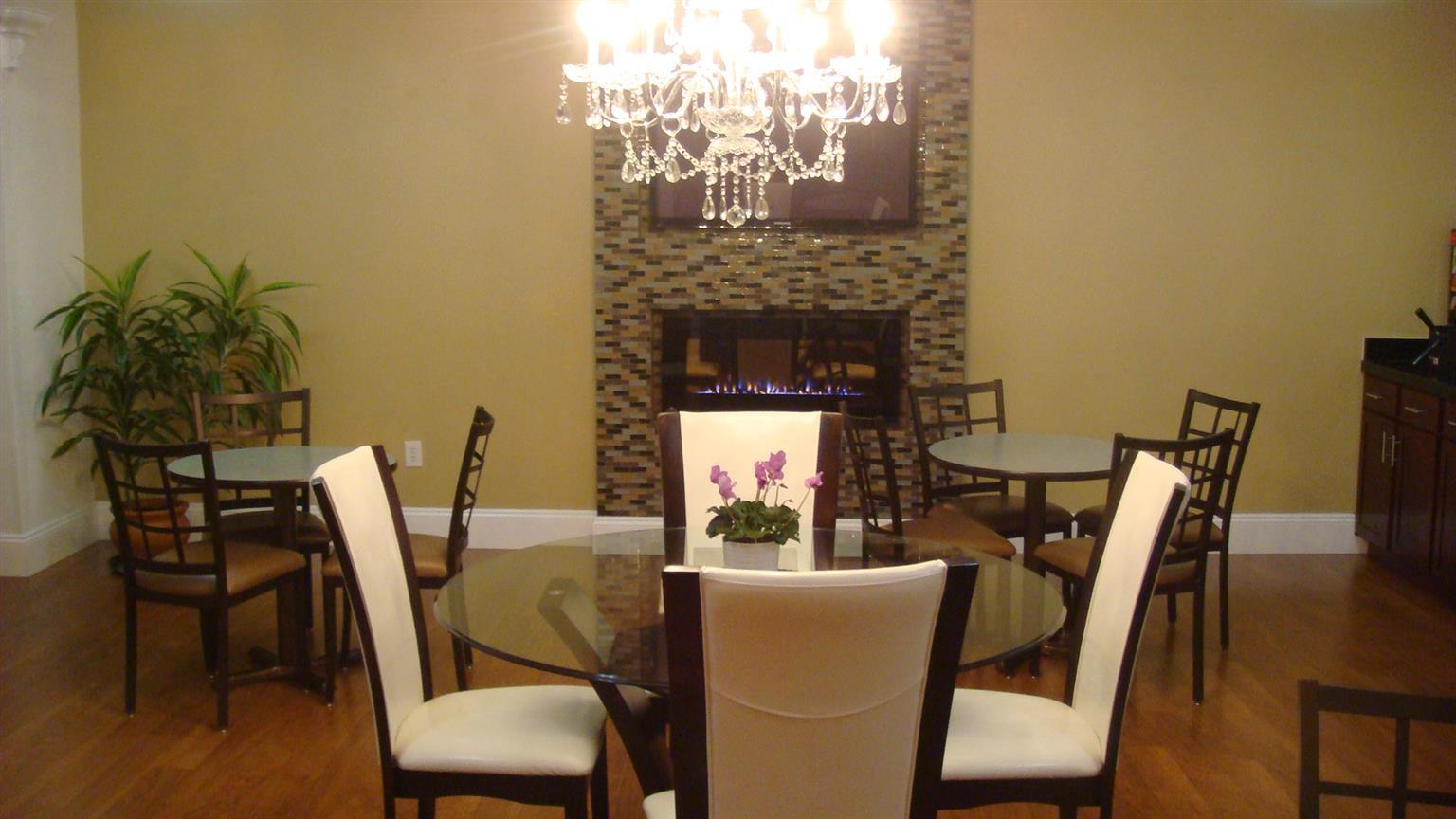 Best Western Roanoke Inn & Suites Buitenkant foto