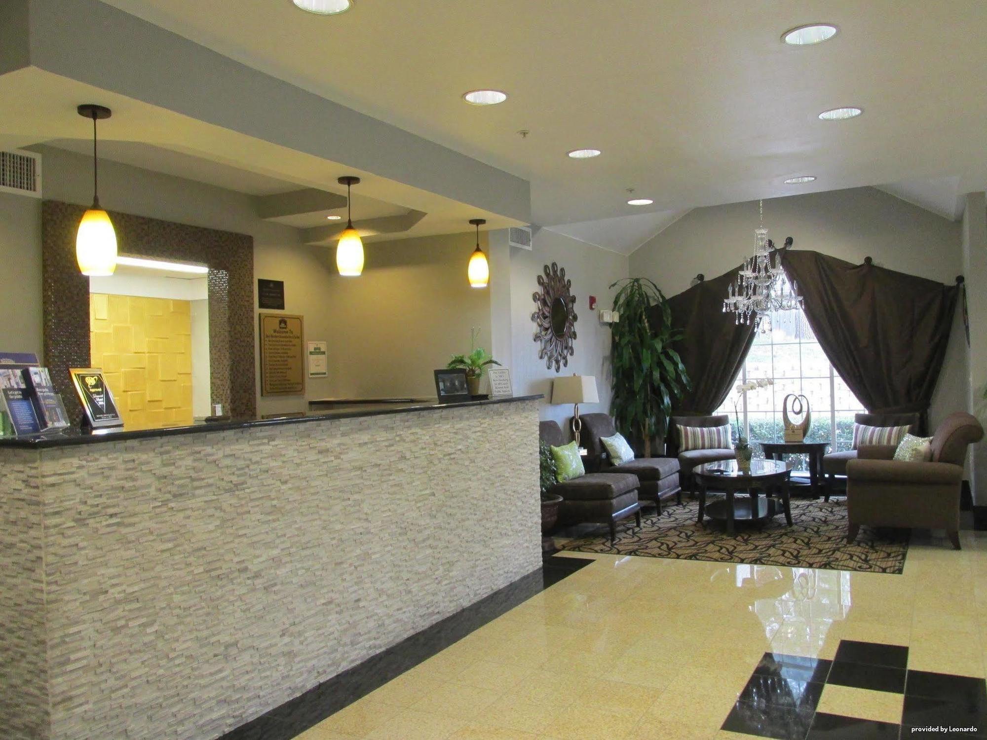 Best Western Roanoke Inn & Suites Buitenkant foto