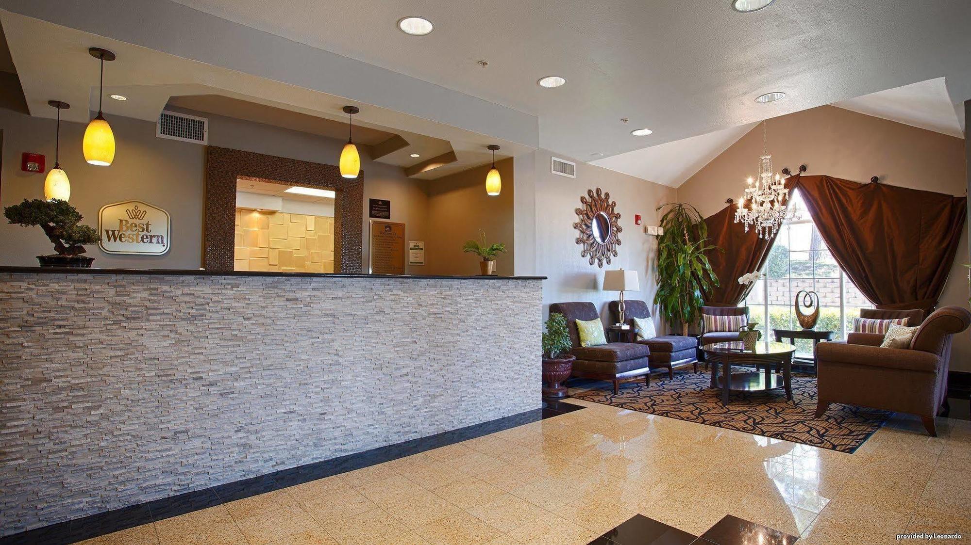 Best Western Roanoke Inn & Suites Buitenkant foto