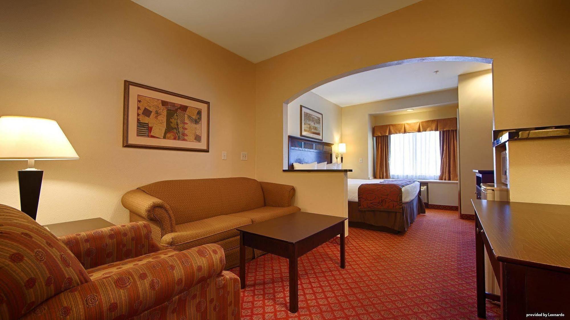 Best Western Roanoke Inn & Suites Buitenkant foto